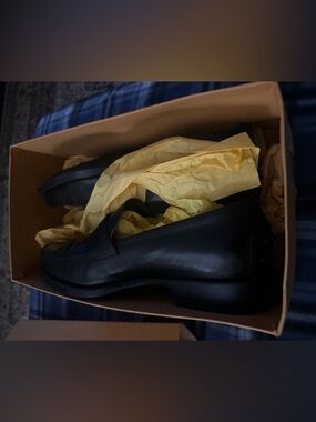 Tod’s Classic Black Leather Slip-On Men’s Dress Shoes Size 11